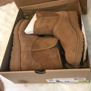 Ankle length Tan Uggs